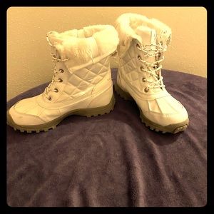 US POLO ASSOCIATION BOOTS WITH FUR SIZE 7